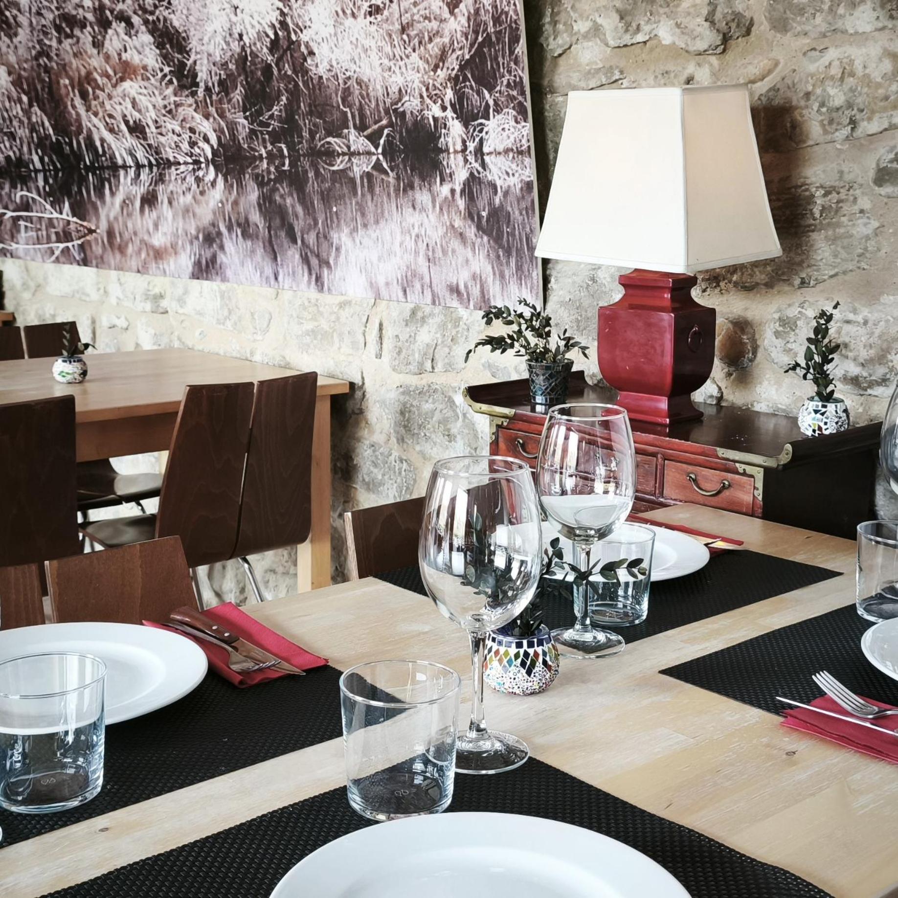 Hotel Hospederia De Alesves Villafranca Zewnętrze zdjęcie